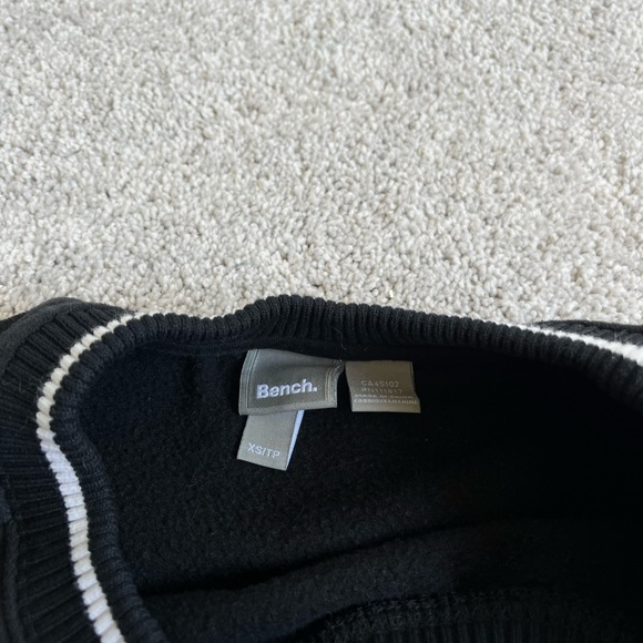 Bench Sweater Dress - Picture 2 of 3